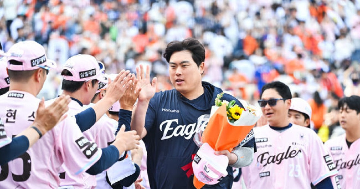 폰세-와이스 대전 등장에 난리났다…빅리거 총출동, 류현진 한미 통산 200승 축하파티 '초호화 라인업'