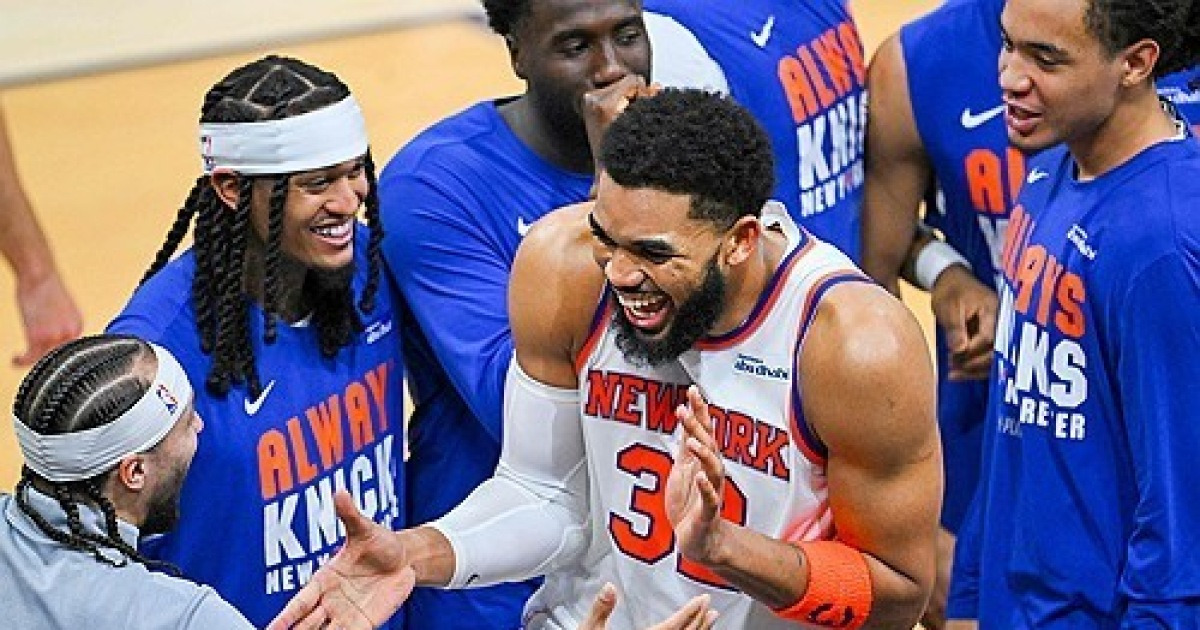 27년 만에 찾아온 뉴욕의 봄, 4연승으로 CLE 꺾고 NBA 파이널 진출···53년만의 우승 도전