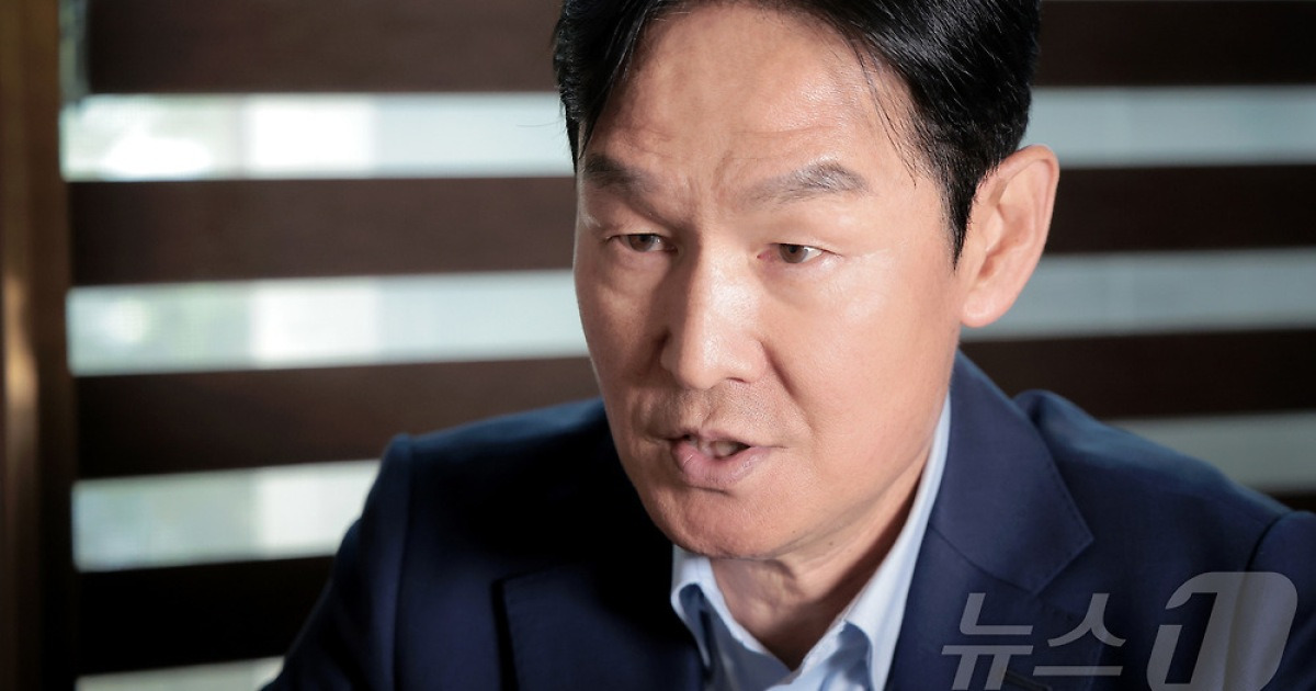 최용수, '독수리 눈'으로 한국 경기 분석…"응원하되 날카롭게 보겠다"