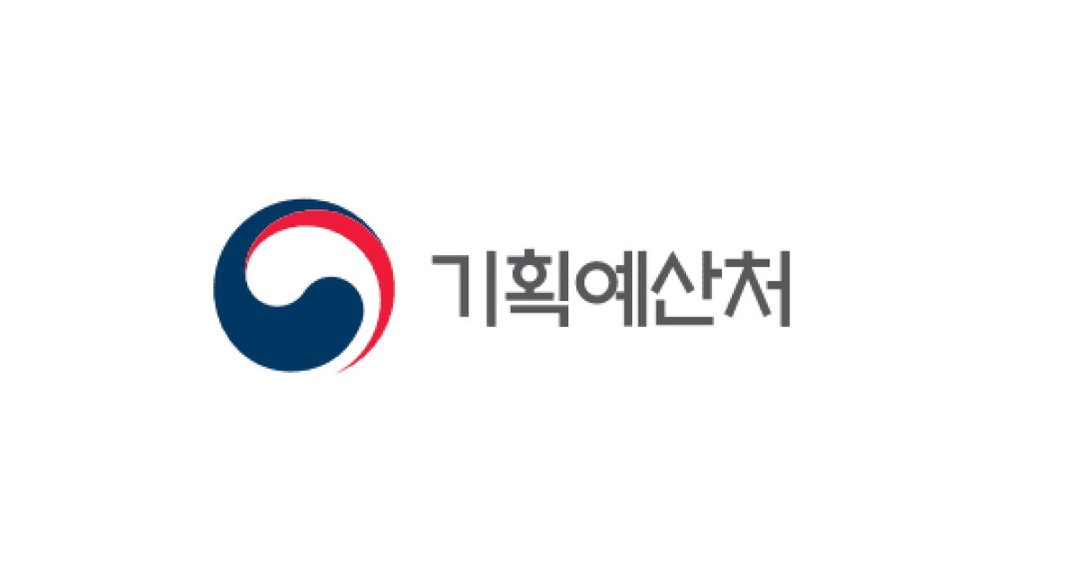 AI 3대 강국 도약 골든타임…"독자 생태계 조성에 재정 집중"