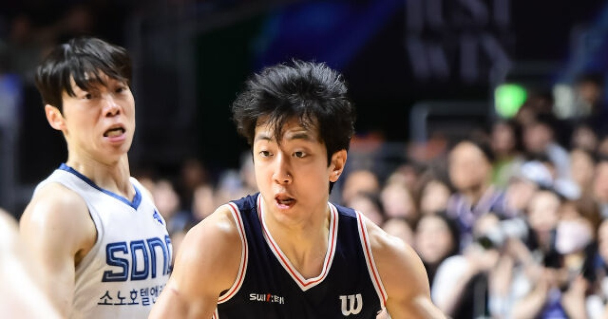 [공식 발표] '파이널 MVP' 허훈·'해외진출 선언' 송교창, 농구 대표팀서 낙마…문정현·박지훈 대체 발탁