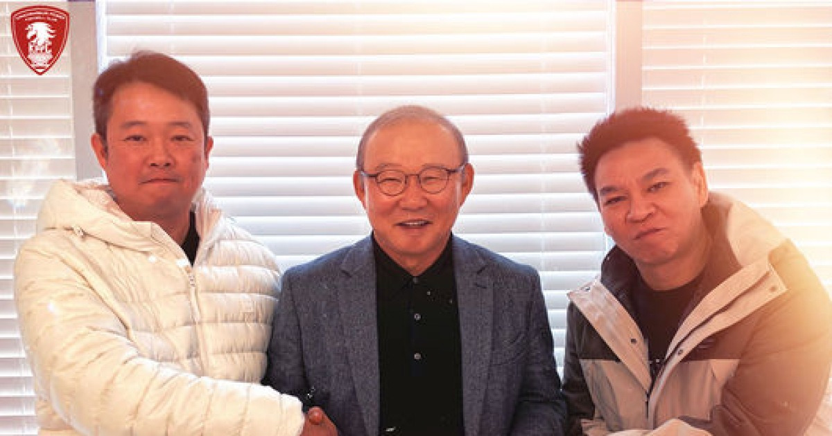 '쌀딩크 매직은 ING' 박항서, 태국 2부 칸차나부리 지휘봉…월드컵 이후 합류