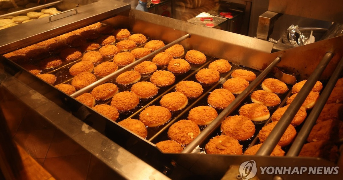 AI·로봇이 만드는 성심당 빵…일상으로 스며든 제조 AX
