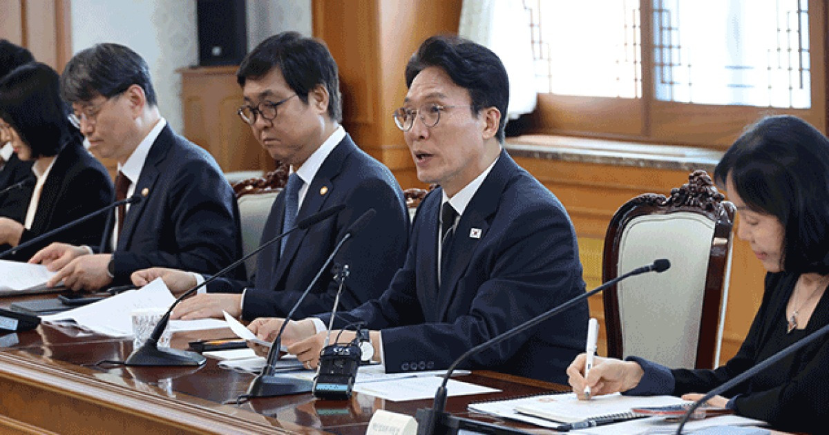 김 총리 “인공지능 시대 데이터가 핵심 기반 자원…부처 간 유기적 협력”