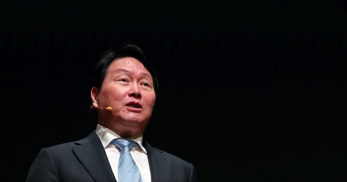 최태원 “AI 시대에서는 수학자가 의사보다 훨씬 돈 많이 벌 수도”