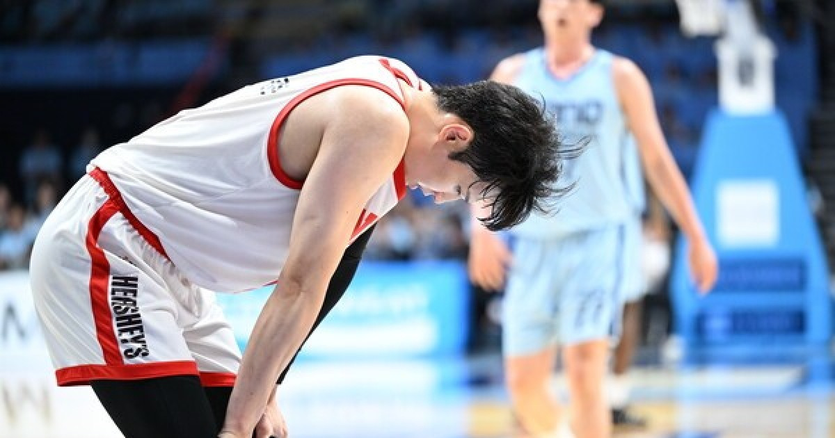 [오피셜] 남자농구 대표팀 시작 전부터 부상으로 '삐끗' 허훈·송교창·안영준 부상으로 제외