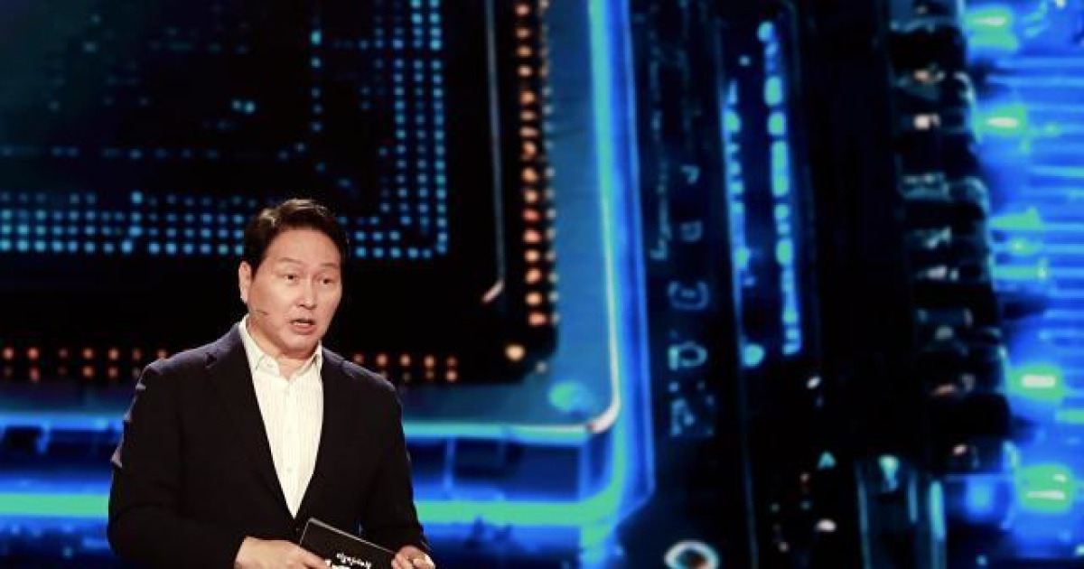 최태원 "AI 인재는 공대생만 뜻하지 않는다"…교육·산업·한일 경제협력까지 꺼낸 성장 해법