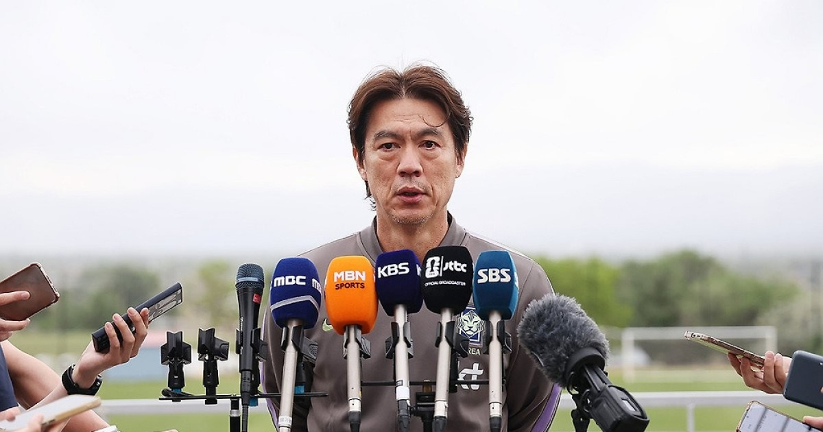 “정몽규 사퇴 선언에 당황”…홍명보, 월드컵 앞두고 흔들림 없는 준비 강조