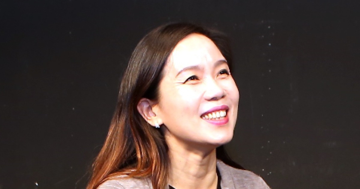 [주말 인터뷰] 최라라 포항문인협회장, “AI시대, 문학의 본질은 결국 ‘사람다움’이 아닐까요”