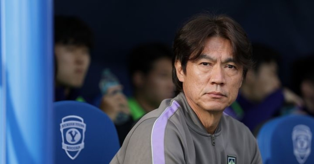 '수비는 스리백·공격은 포백'…이제야 돌아가는 '변형 전술'