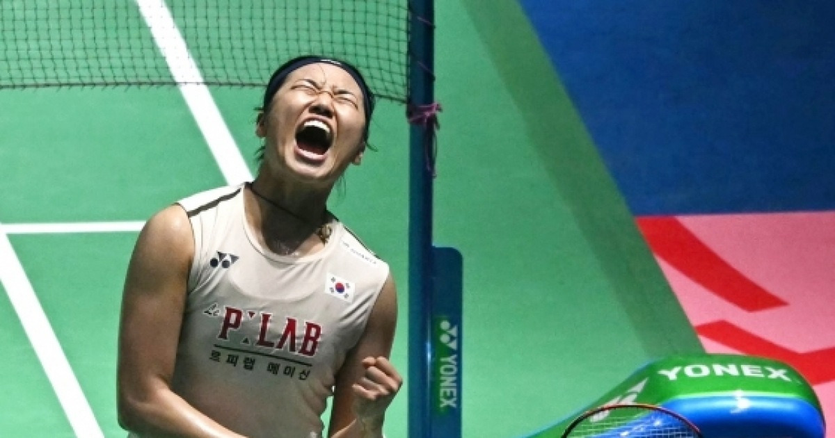 '역대급 대역전극' 안세영, 기적의 5연속 득점→日 야마구치 꺾고 우승... 싱가포르 오픈 '통산 3회 제패'
