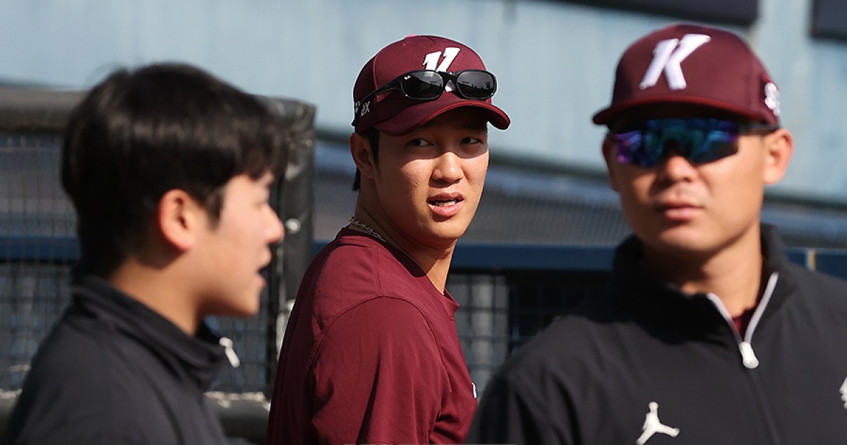 '물집 부상' 안우진 6일 두산전 복귀…6월인데 정해진 보직이 없네, 키움 마운드 싹 갈아엎는다