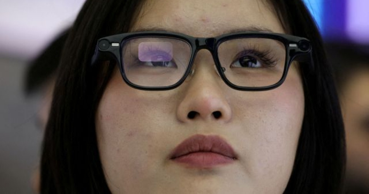 中 대입시험장, 안경까지 검사한다…AI 안경에 가오카오 비상