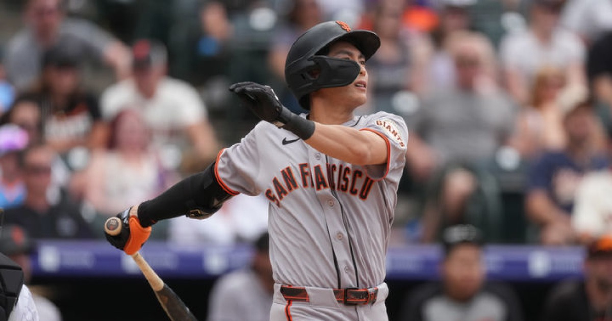 길게 보고 짧게 친다…'MLB 3년 차' 이정후, '콘택트' 장점 살리기