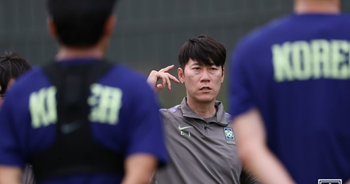 LA올림픽 준비하는 김은중 감독 "축구 본선 출전권 따낼 것"