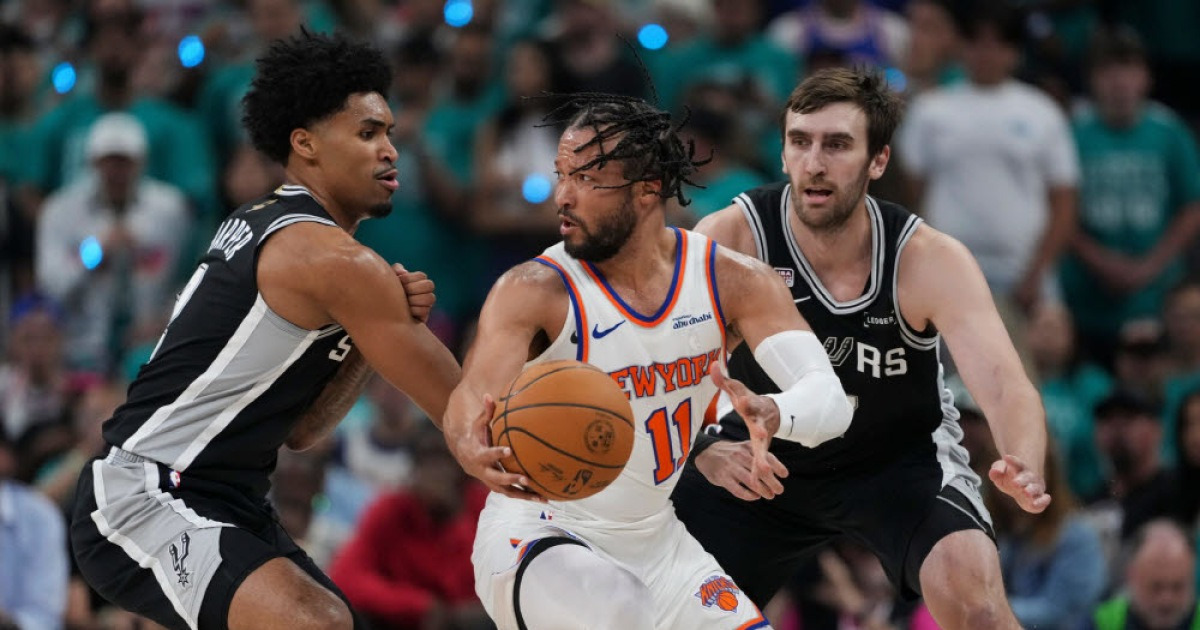 '브런슨 30득점!' 뉴욕, NBA 파이널 1차전서 샌안토니오에 역전승