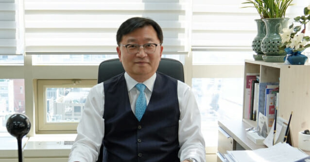 유라클 경영진, 자사주 연쇄 매수…"AI 기업 전환 자신 있다"
