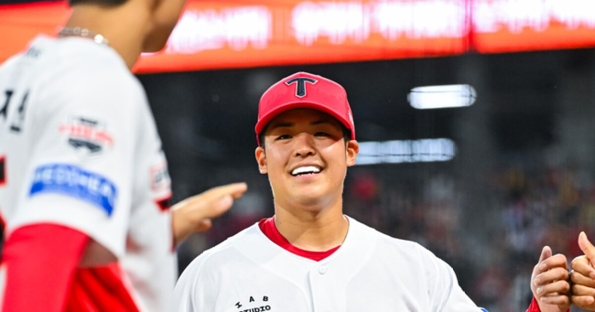 亞쿼터 시라카와, 152km 무실점 첫 승 스타트...천군만마 얻은 이범호 "기대 이상의 호투였다" [오!쎈 광주]