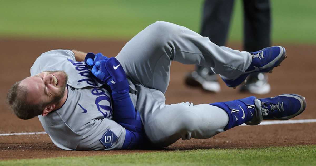 하필 김혜성 처음 3루 뛴 날…다저스 주전 3루수는 아찔한 충돌