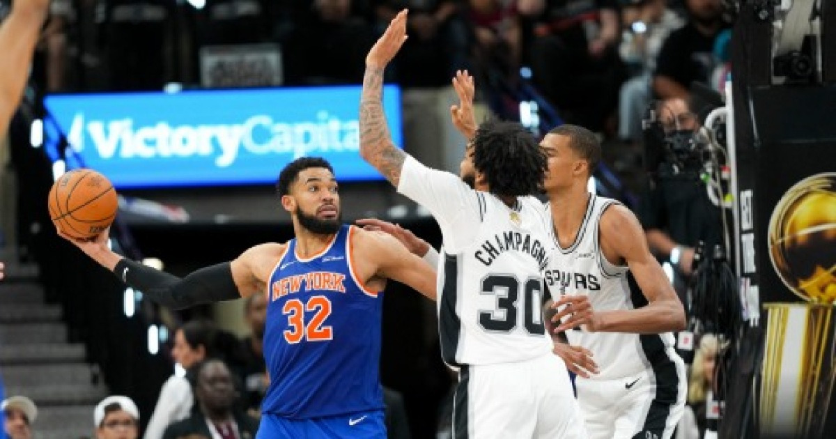 '막판 턴오버가 갈랐다' 뉴욕, 샌안토니오에 1점 차 승리...NBA 파이널서 2연승
