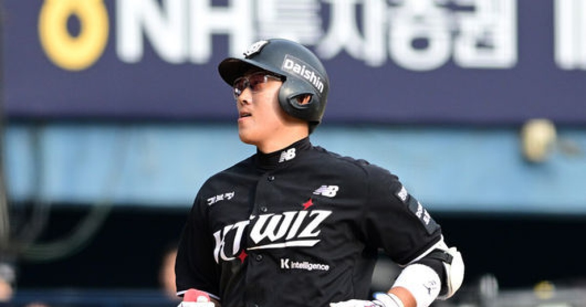 '두산 시절 이후 처음' 허경민 결승 만루홈런 폭발! KT, SSG 4연승 막고 2연패 탈출…배제성 5이닝 무실점 호투 [인천 리뷰]