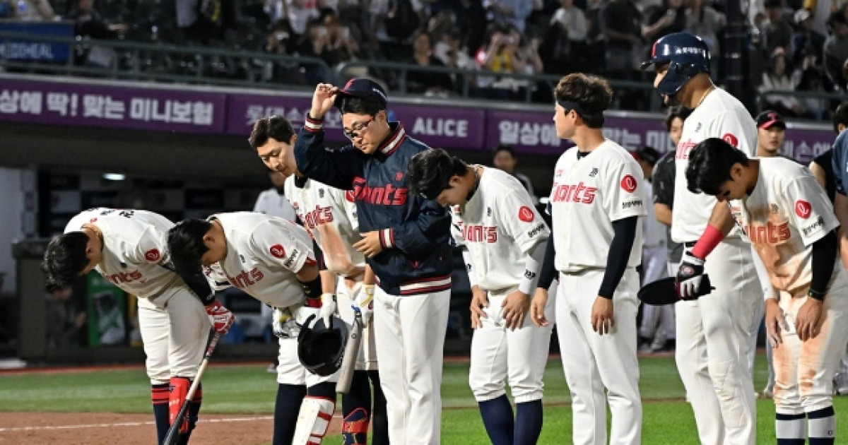 볼넷→볼넷→볼넷→안타→2루타, 롯데 악몽의 8회→2점 리드 순식간에 사라졌다…김태형 800승 '3트'도 실패, 4할 승률 붕괴 [부산:스코어]