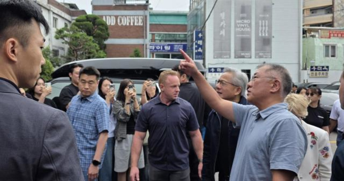 젠슨 황, 정의선과 종로서 '평냉 회동'…8일 현대차서 AI 협력 논의