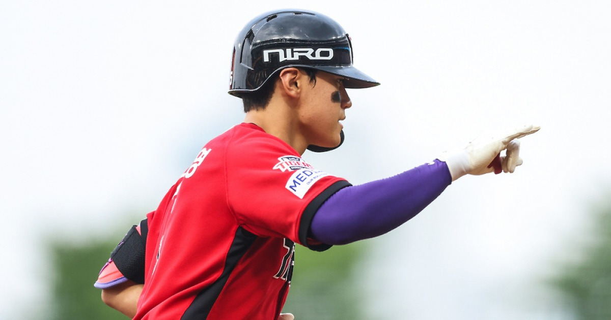 찬란하게 빛난 김도영 "슈퍼스타다운 경기 보여줬다" 꽃감독 극찬…그라운드를 지배했다 [광주승장]