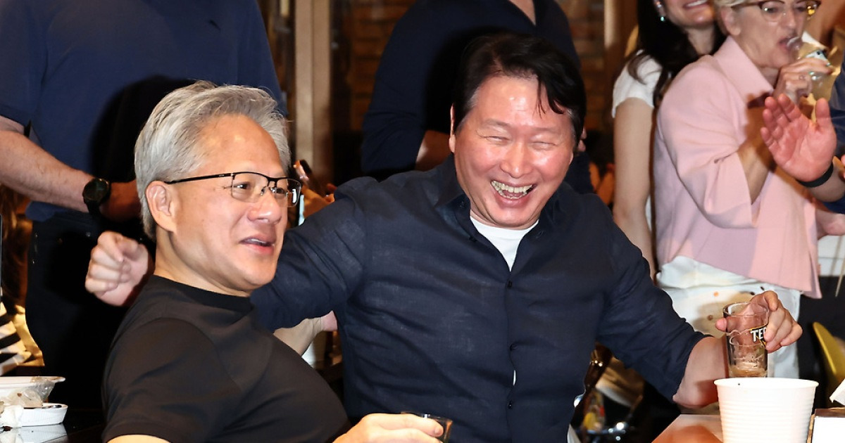 젠슨 황, 내일 SK 본사 찾아 AI 협력 청사진 발표한다