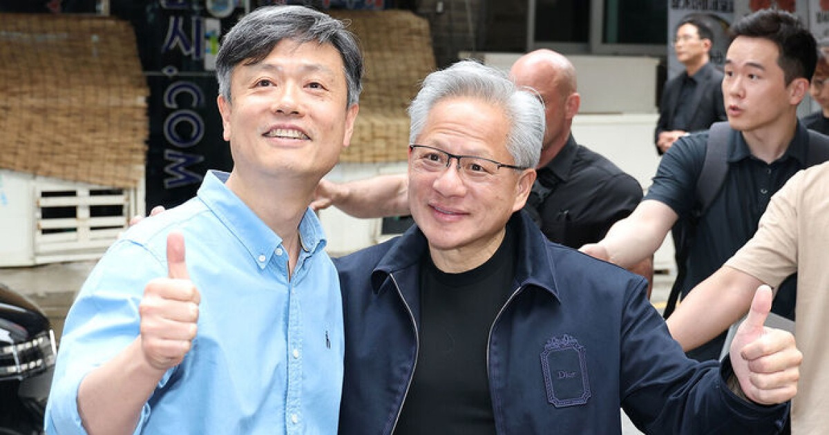 젠슨 황, 크래프톤 장병규 만났다…피지컬AI·게임 협력 논의
