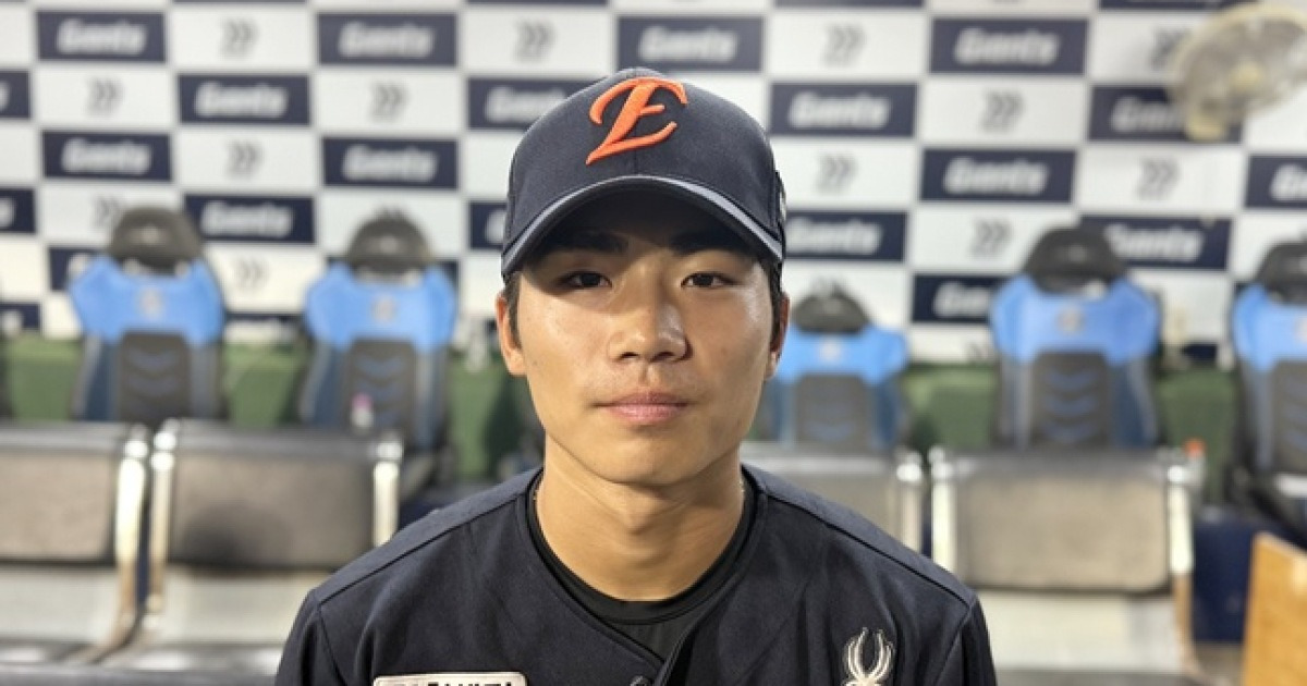 안타→안타→2루타→땅볼→삼진→안타, '한화 특급 루키' 데뷔 첫 4안타 폭발!…"힘든 시간이었지만, 언젠가 기회 올 걸 알아" [부산 인터뷰]
