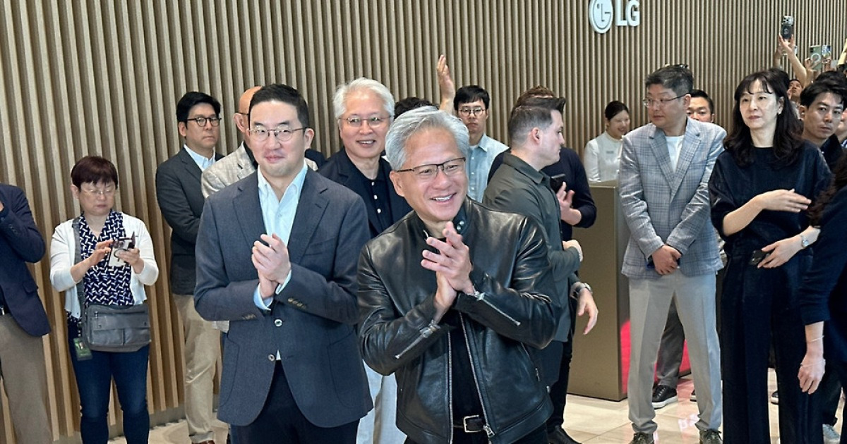 구광모·젠슨 황 맞손…LG·엔비디아 AI 협력 전면 확대
