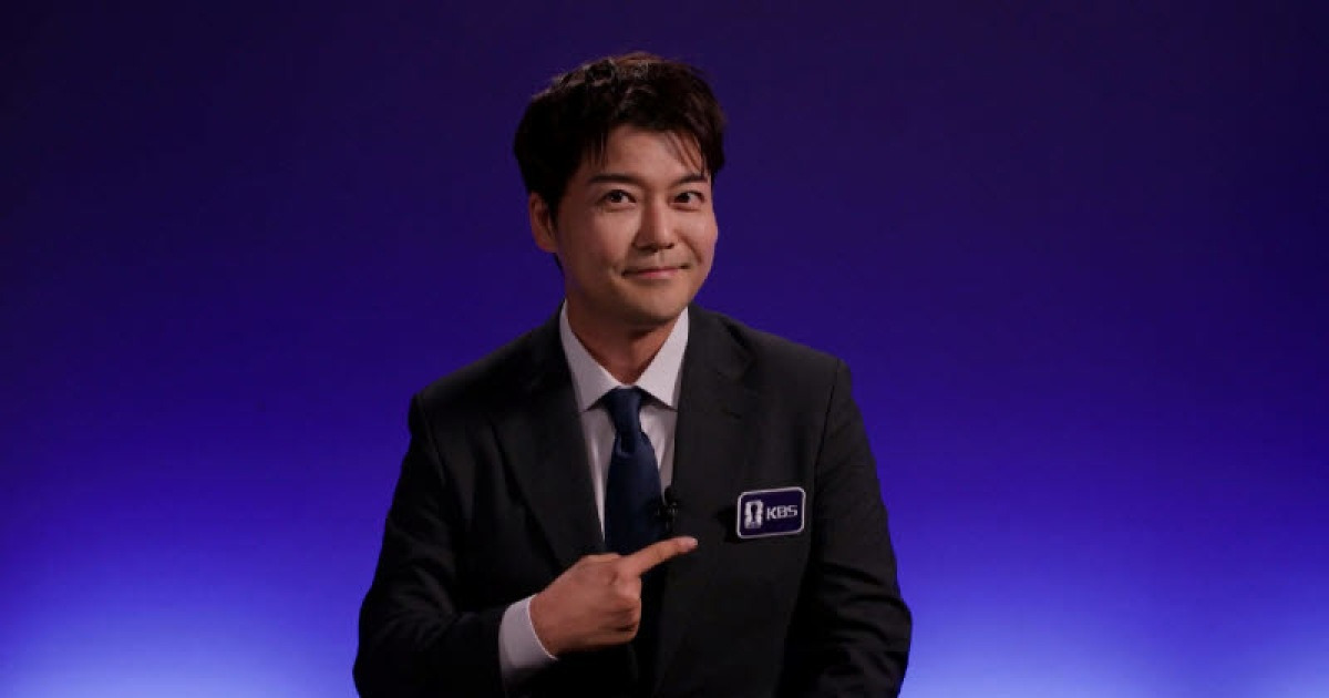 월드컵 마이크 잡는 전현무 "초등학생도 알게 중계하겠다"