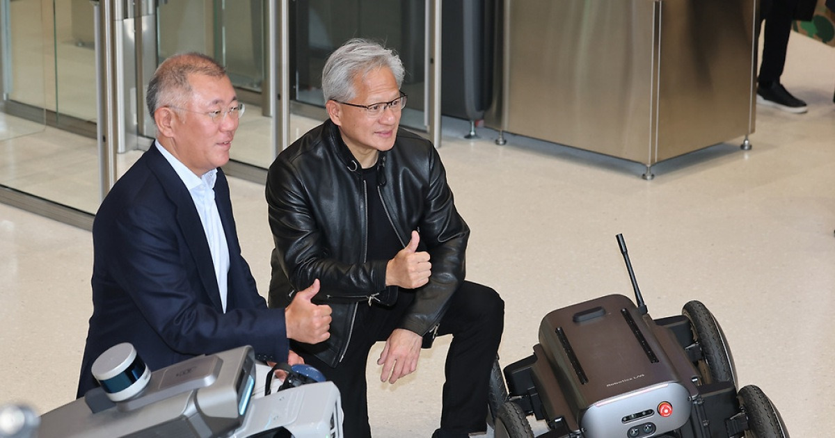 젠슨 황·정의선, 연이틀 AI 동맹 구체화…“다음 물결은 모빌리티와 피지컬 AI”