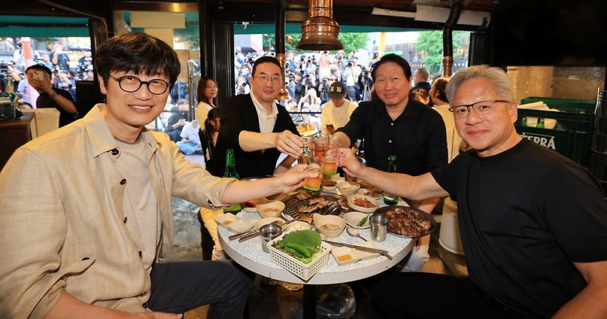 젠슨 황이 불지핀 피지컬 AI… ‘로봇세’ 논의도 불지필까 [스토리텔링경제]