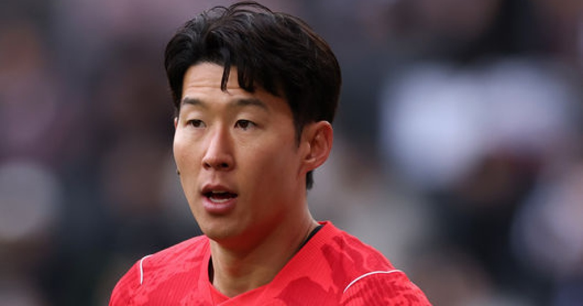 "호랑이 무늬? 전혀 안 그래.. 평범하다 해줄게" 英 매체, 한국 월드컵 유니폼 "최악" 조롱.. 96개 중 꼴찌 혹평