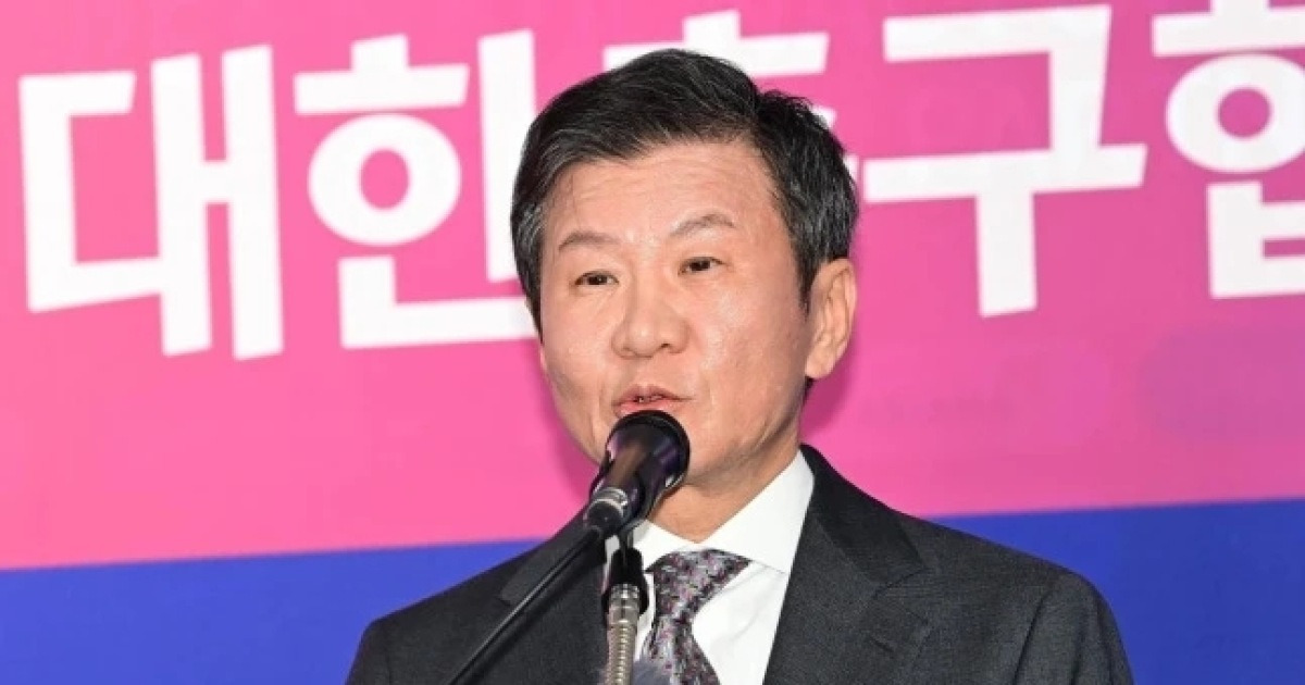 "정몽규 사퇴"→"정몽규 지지"→"정몽규 유감+홍명보호 위해 단결"…'우왕좌왕 행보 논란' 한국축구지도자협회, 웡드컵 직전 성명서 공개