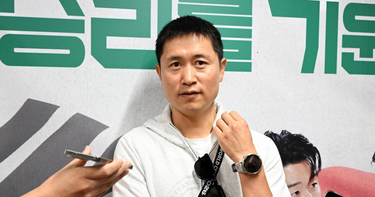 [과달라하라 현장]"FIFA는 바보가 아니다" '홈팀' 멕시코 판정 애드밴티지 예상, 이영표 "홍명보호 현실적 목표는 조 2위"