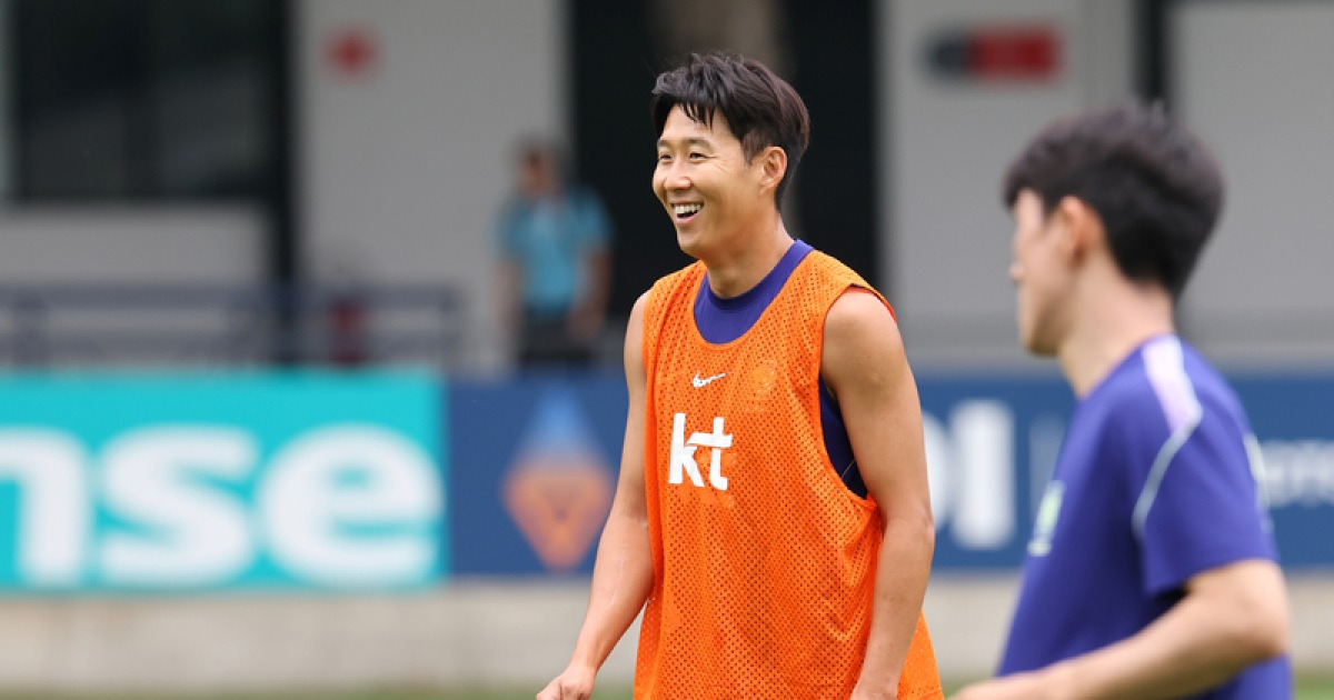 [월드컵] ‘캡틴’ 손흥민, 북중미 월드컵 주목해야 할 스타 26인 선정…멕시코, 히메네스·모라 포함 ‘눈길’