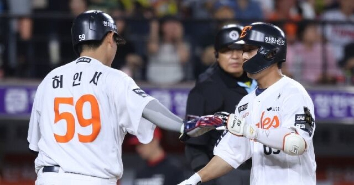 “감독은 뒤에서 기다리는 선수에겐 기회를 많이 못 주잖아요” 박정현 추격의 투런포에 김경문 고마운 마음[MD대전]