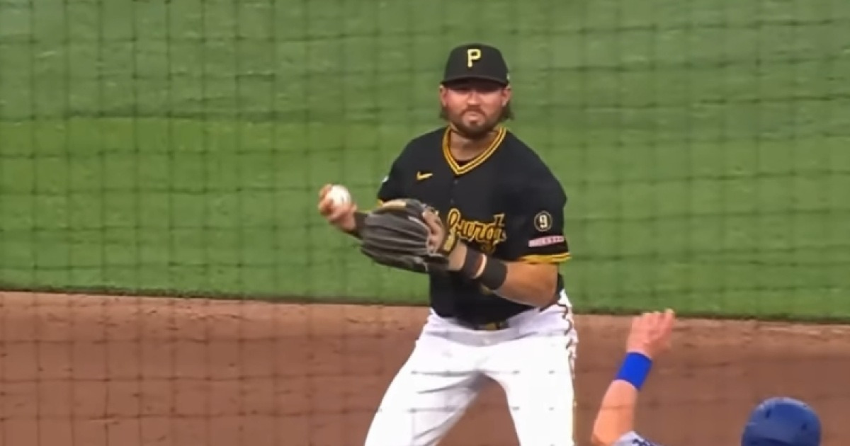 이정후 향해 "Fxxx" 욕설 퍼붓더니→축구보다 심한 살인 태클…LAD 포수, 더티플레이 심각 수준 "MLB 최고 밉상 등극"