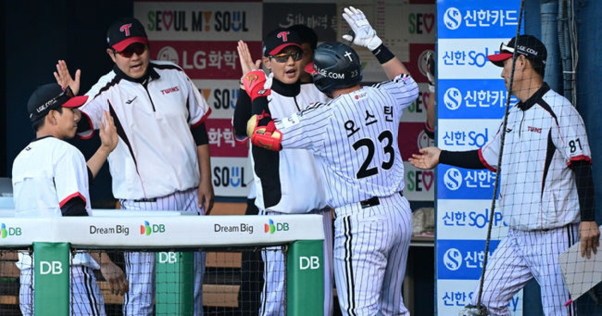 오스틴 홈런 2방으로 뒤집고, 리오스 압도적인 데뷔전...염갈량 "리오스 KBO 첫 홀드 축하...오늘도 역전승 만든 선수들 칭찬해"