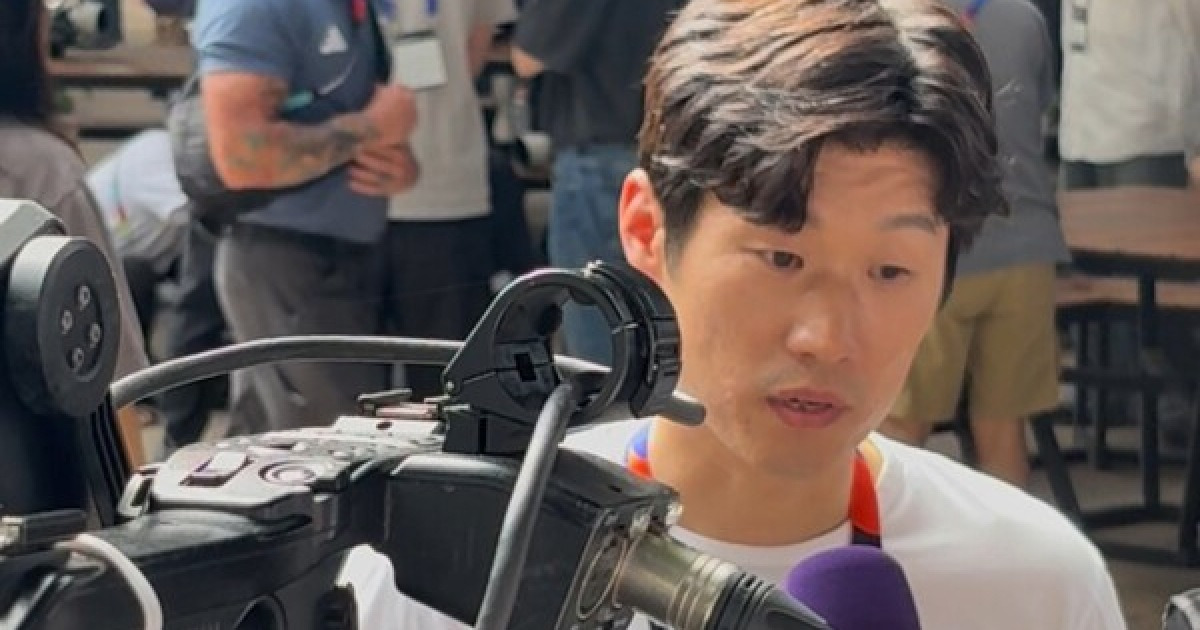 [현장핫피플] 박지성, '소신 발언' 체코 감독? "그렇게 대답할 수밖에 없었을 것"...고지대 변수, "어느 정도 영향, 분명히 있어"