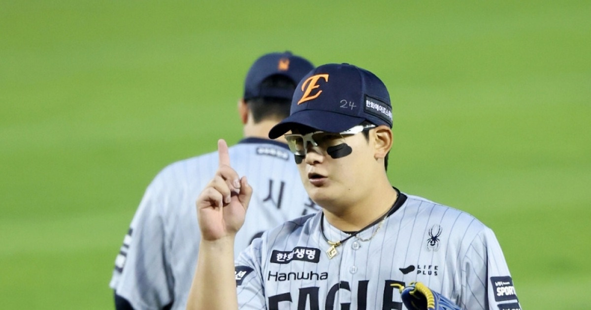 "김서현, 폼 고치기 싫으면 잘 던져" 그런데 또 '볼넷→실점' 패턴, '7G 연속 사사구' 2군서도 제구난조