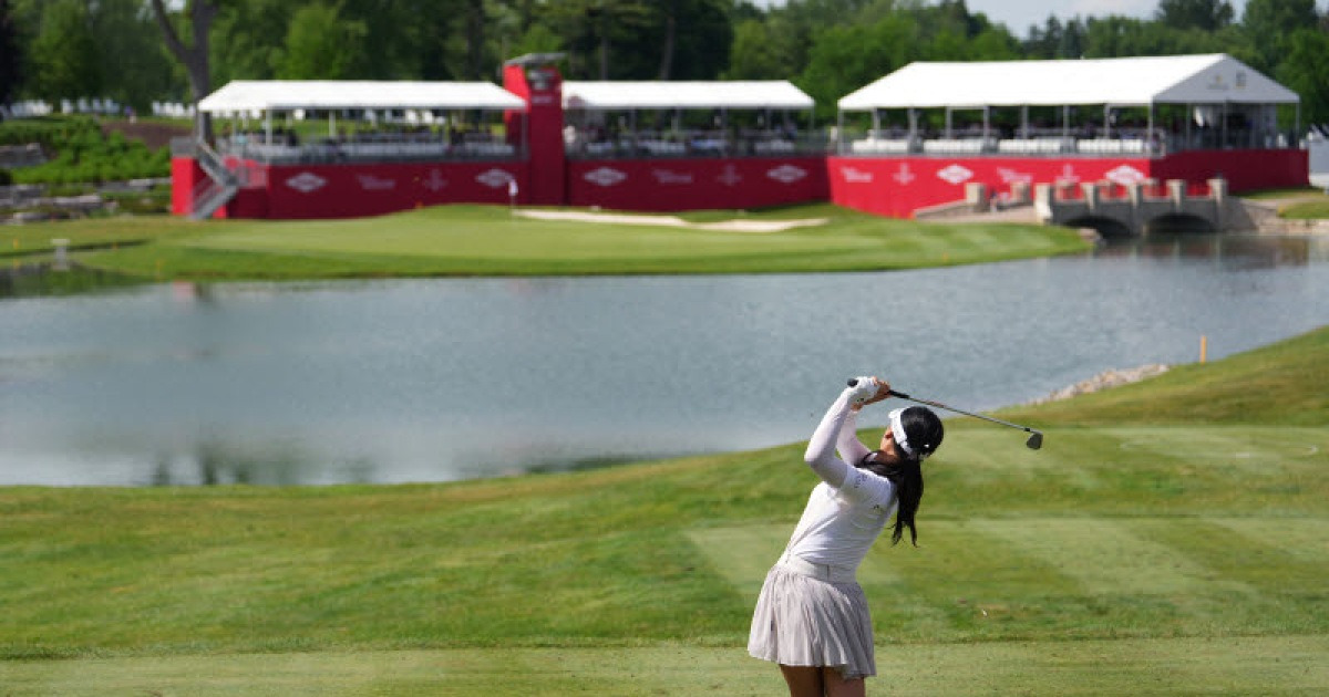 '장타 듀오' 김아림·윤이나, LPGA 투어 '팀 경기' 첫날 1타 차 공동 4위