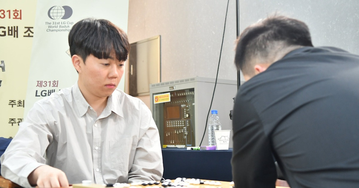 신민준, LG배 첫 2연패까지 2승 남았다