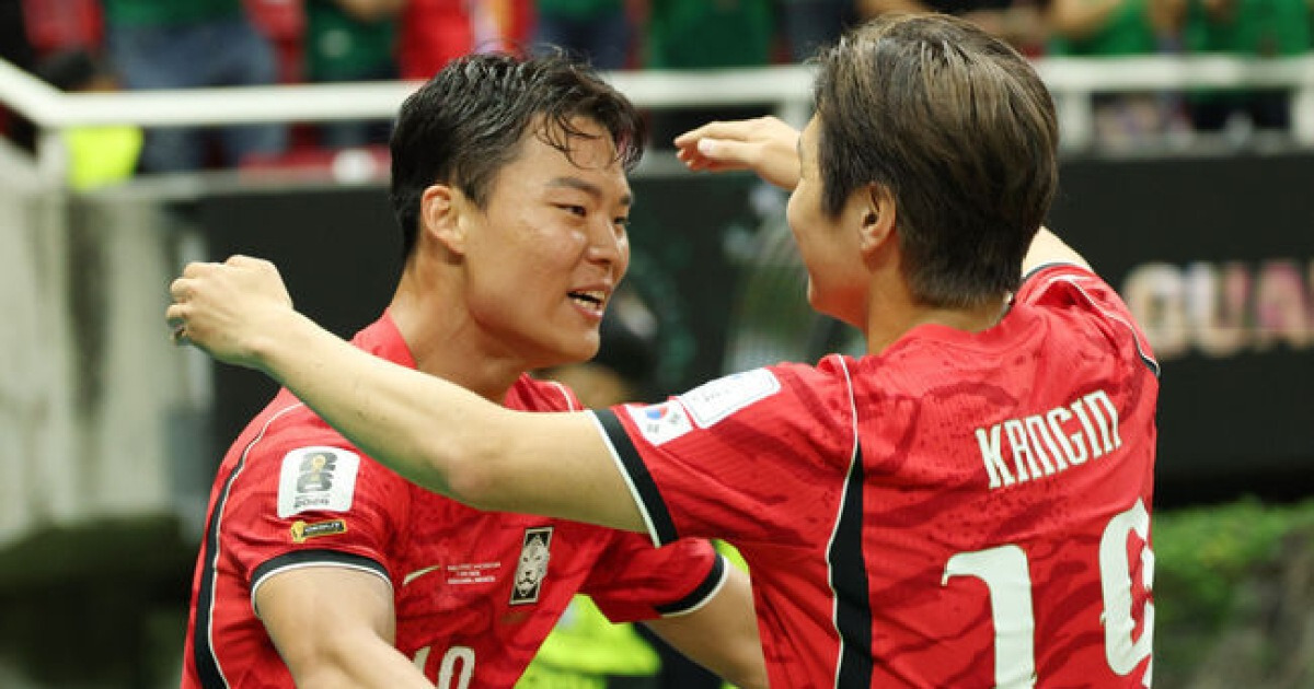 英 BBC도 놀란 한국 경기력..."벤치에서 경기 바꿀 선수 투입, 한국이 체코보다 더 나은 팀이었어" 극찬