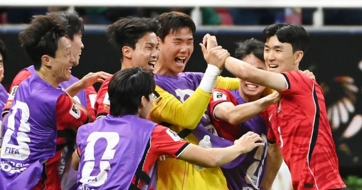 "체코 잡은 한국, 토너먼트 진출 가능성 93%" 황인범+오현규 골로 승리한 한국, 토너먼트 진출 '눈앞'