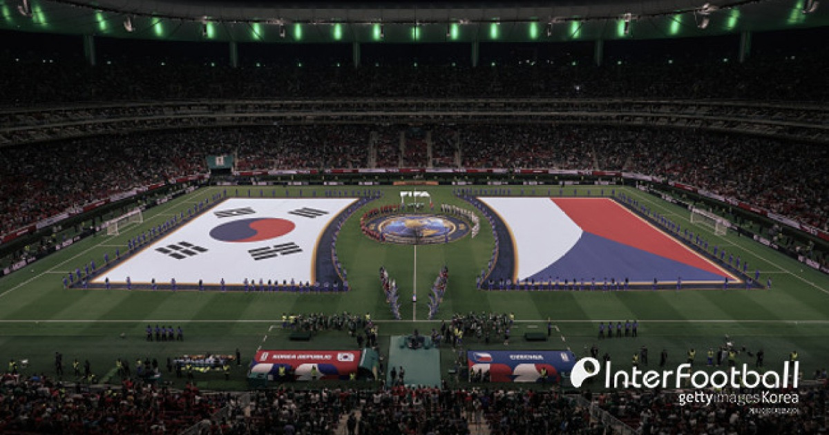 [월드컵 ISSUE] 한국-체코전 사실상 만석이었다? 관중 집계 논란→FIFA는 "통로에 서 있는 관중 있었어" 해명