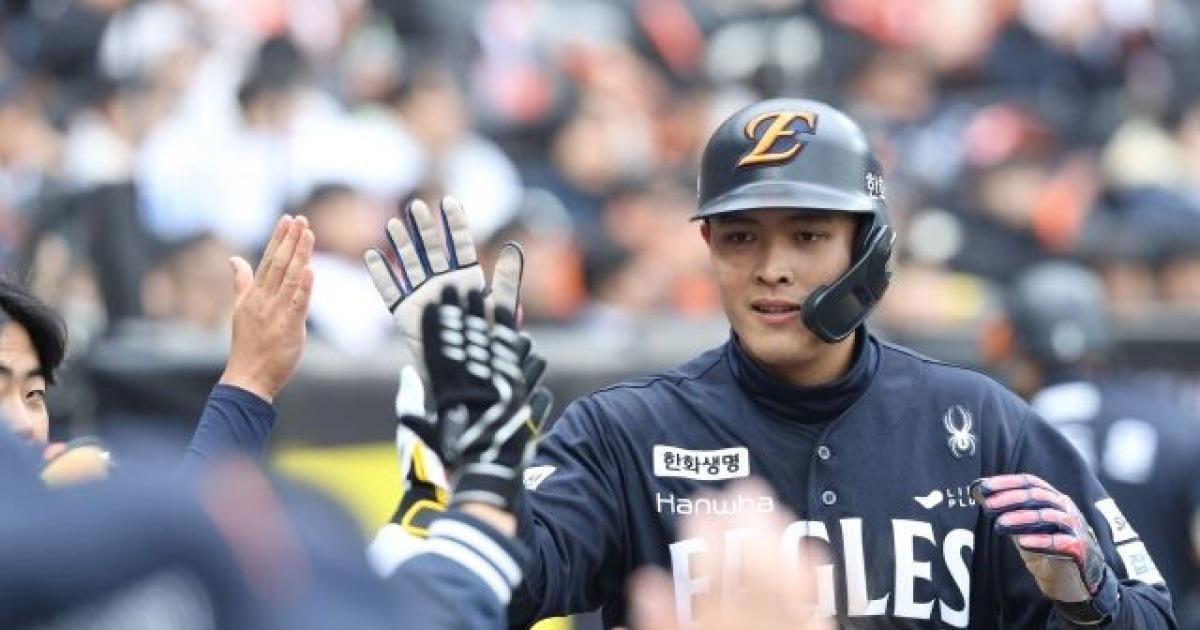 '포수→1루수→외야수' 한화 거포 유망주 만루홈런 폭발…김서현 무실점, '손아섭과 트레이드' 군필 좌완 KKKKK 첫 승 신고